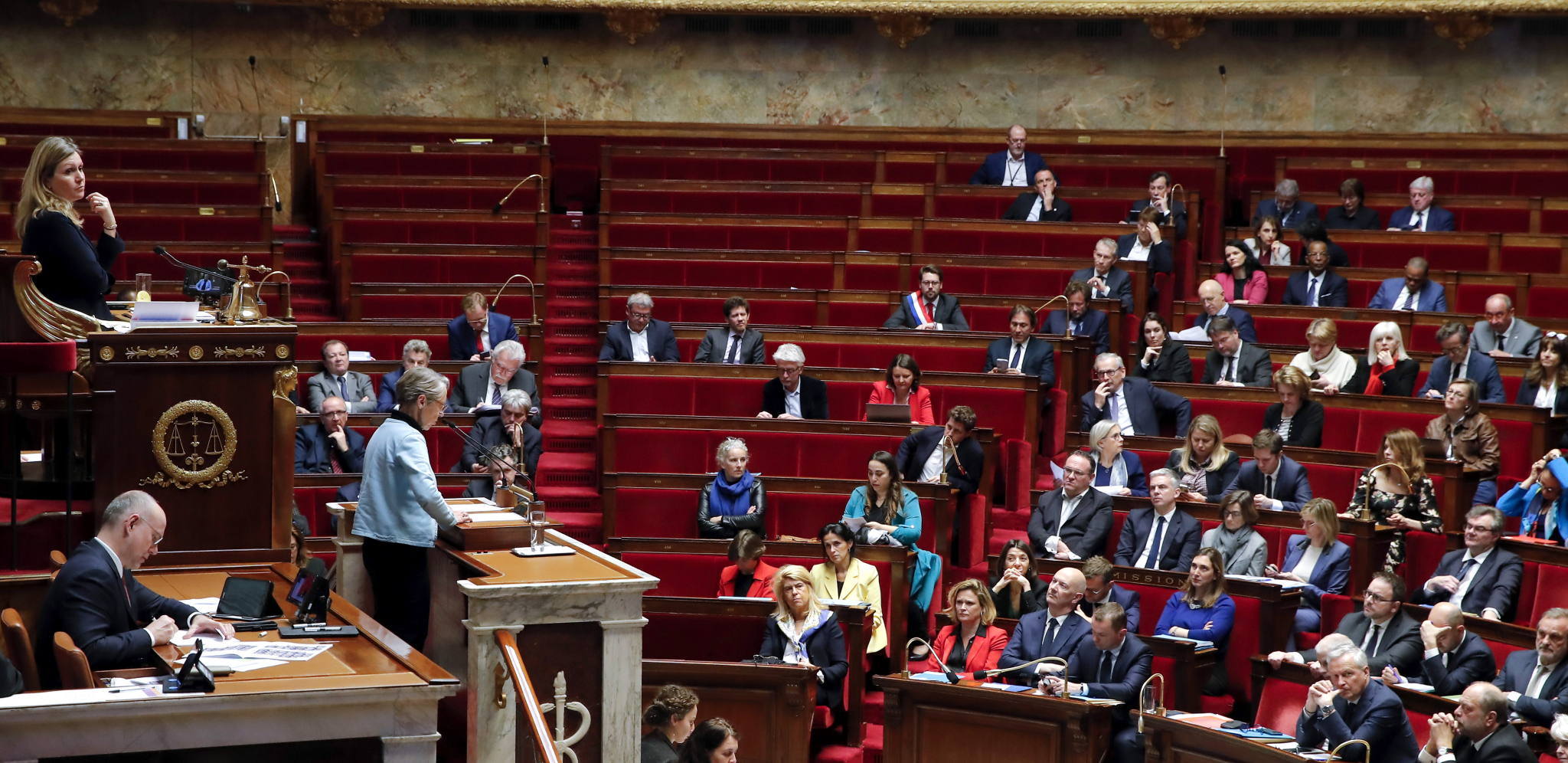 STIGLI REZULTATI GLASANJA O NEPOVERENJU VLADI Napeto u francuskom parlamentu!