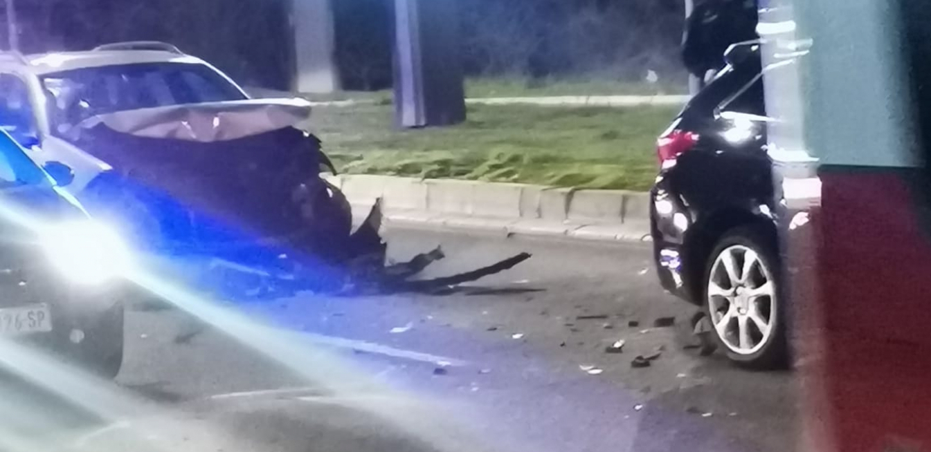LANČANI SUDAR U BEOGRADU! Snimci stravične saobraćajne nezgode (FOTO/VIDEO)