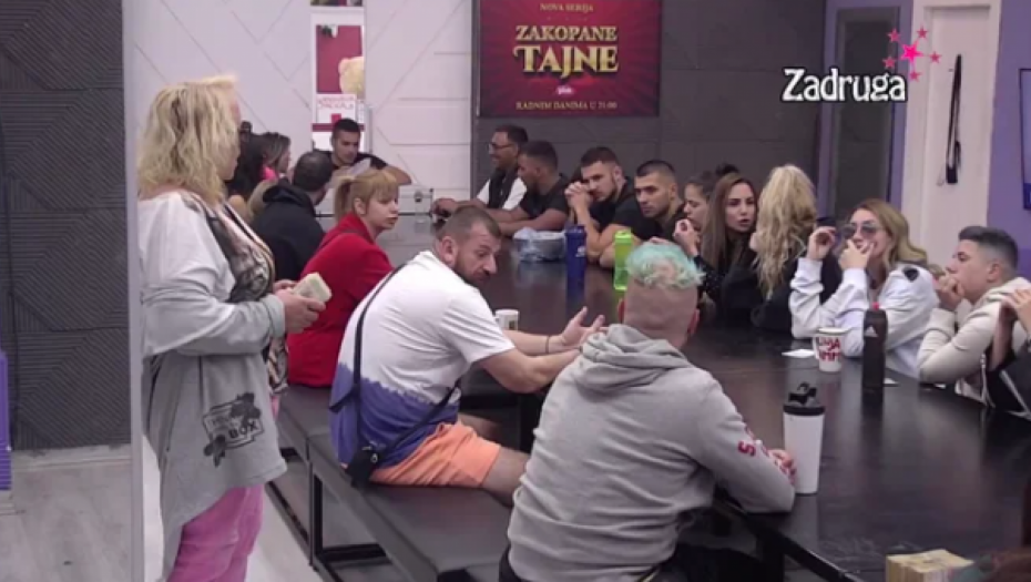 VELIKI ŠEF NEMILOSRDNO KAZNIO OVE ZADRUGARE Udario ih debelo po džepu, oni se ukopali u mestu!