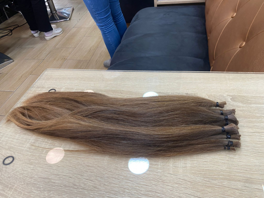 LEKCIJA IZ HUMANOSTI! Devetogodišnja Viktorija Tomić iz Užica odrekla se omiljene kike kako bi od nje napravili periku: Donirala kosu devojčici oboleloj od raka!