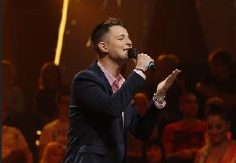 HITNO OPERISANA ZVEZDA GRANDA Pevač je hospitalizovan u Americi, ovo su svi detalji!