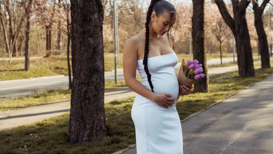 NERVIRAM SE Adriana Kadar otvorila dušu nakon porođaja, pa otkrila šta joj predstavlja najveći problem