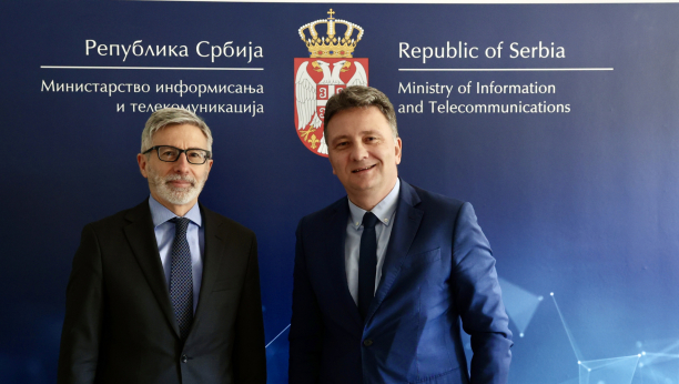SRBIJA ČUVA SLOBODU MEDIJA Ministar Jovanović sa ambasadorom Republike Francuske, Pjerom Košarom