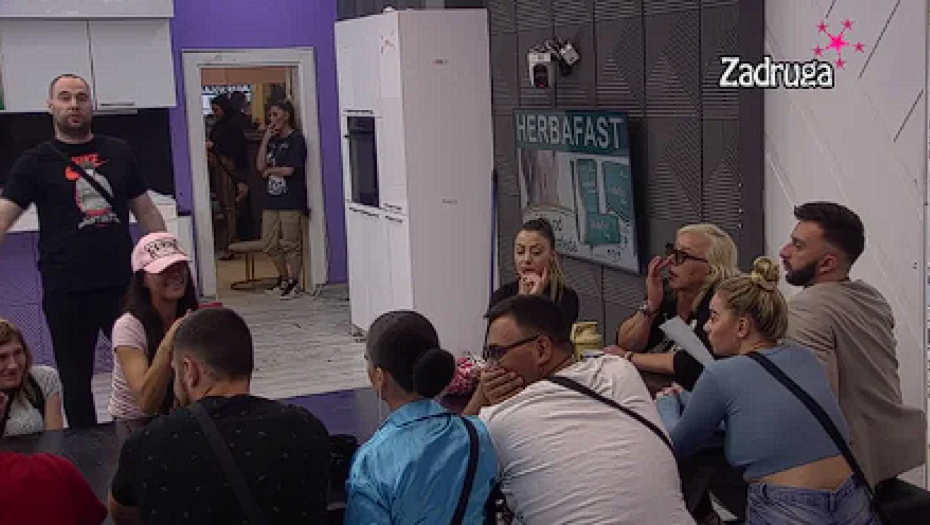 ONI SU U MIRNOJ LUCI? Anđela i Zvezdan ponosni na svoju vezu, nikad im nije bilo bolje?