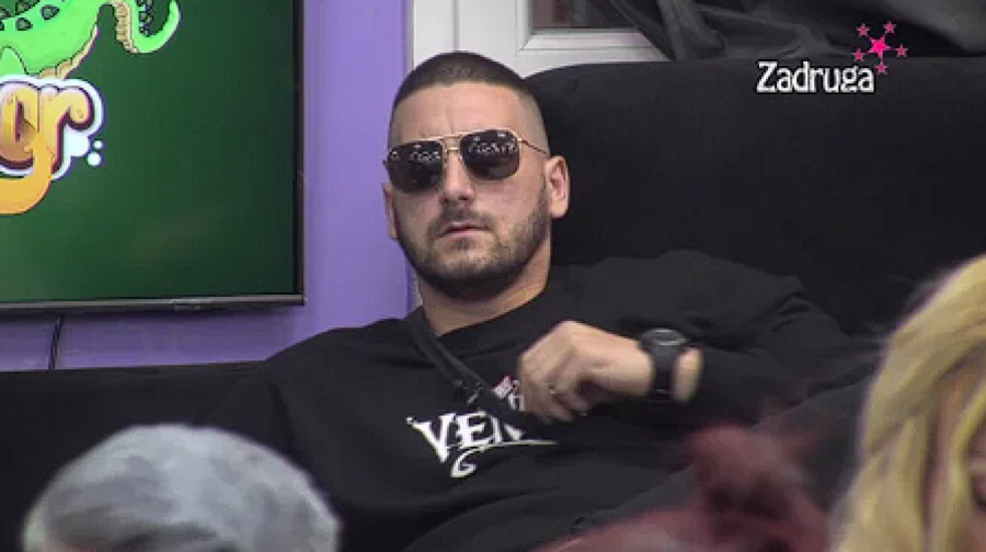 RONI GORKE SUZE Zola ponovo okrivio Mariju za raskid njega i Miljane, Kulićeva neutešna, odlučila kako će dalje