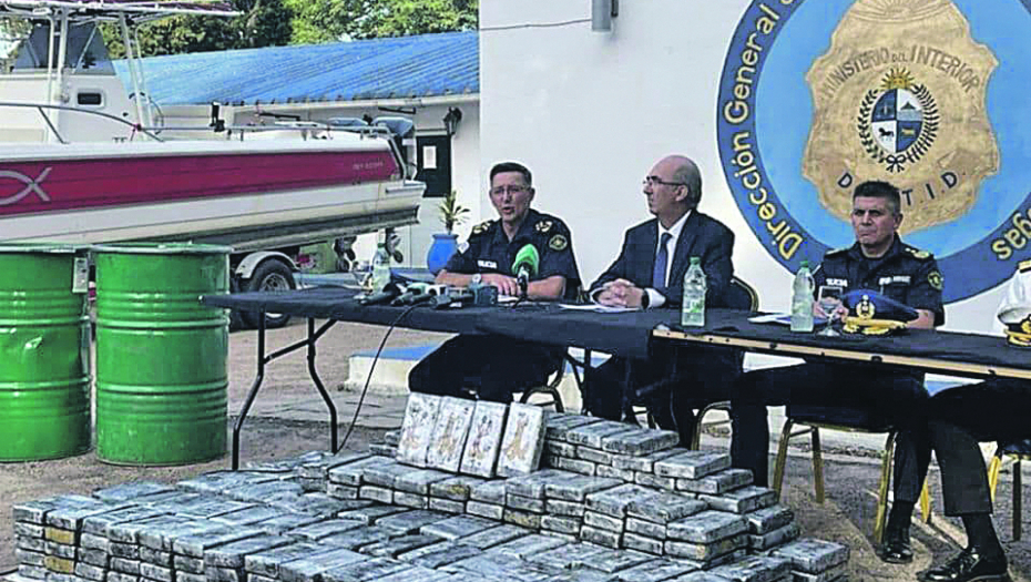 UHAPŠEN BRAT MENSURA AJDARPAŠIĆA U URUGVAJU Zaplenjeno 489 kilograma kokaina: Pao u akciji 