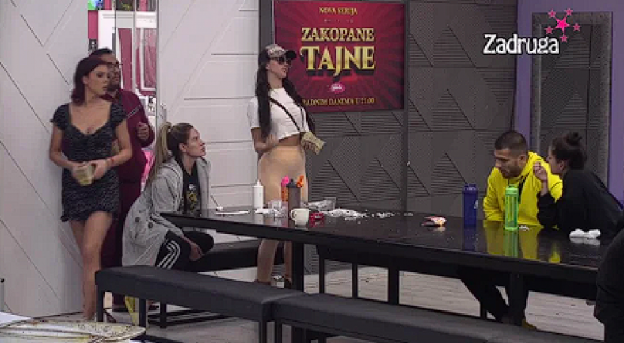 MAJA MARINKOVIĆ SE NE TAKMIČI Oplela po zadrugarkama: 