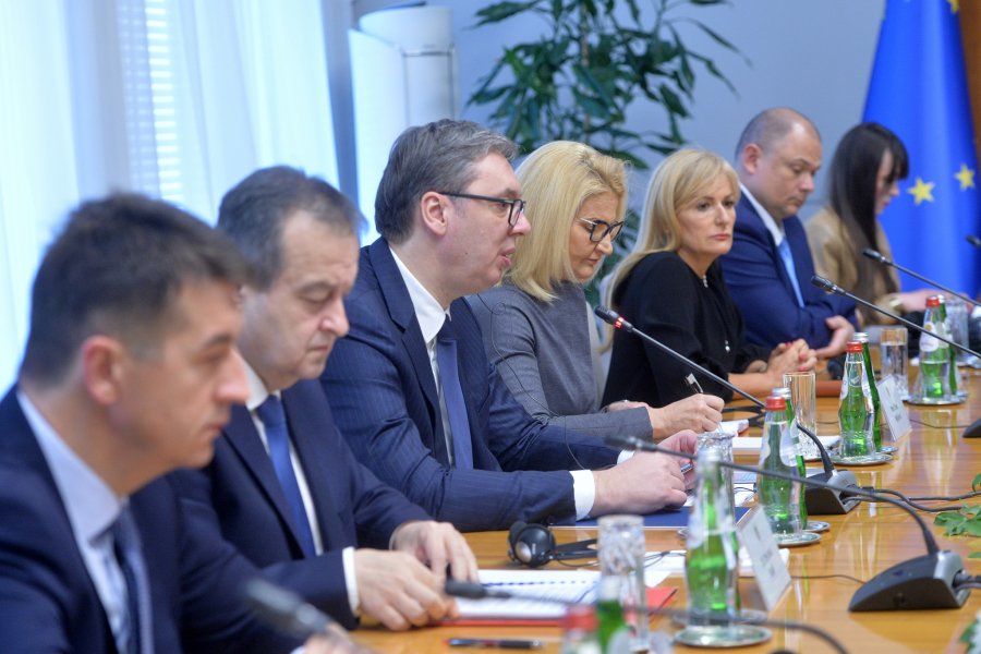 PREDSEDNIK SRBIJE SA SAKELAROPULU Vučić: Nikoga nismo lagali, jasno smo rekli šta hoćemo da uradimo, šta nećemo! (FOTO/VIDEO)