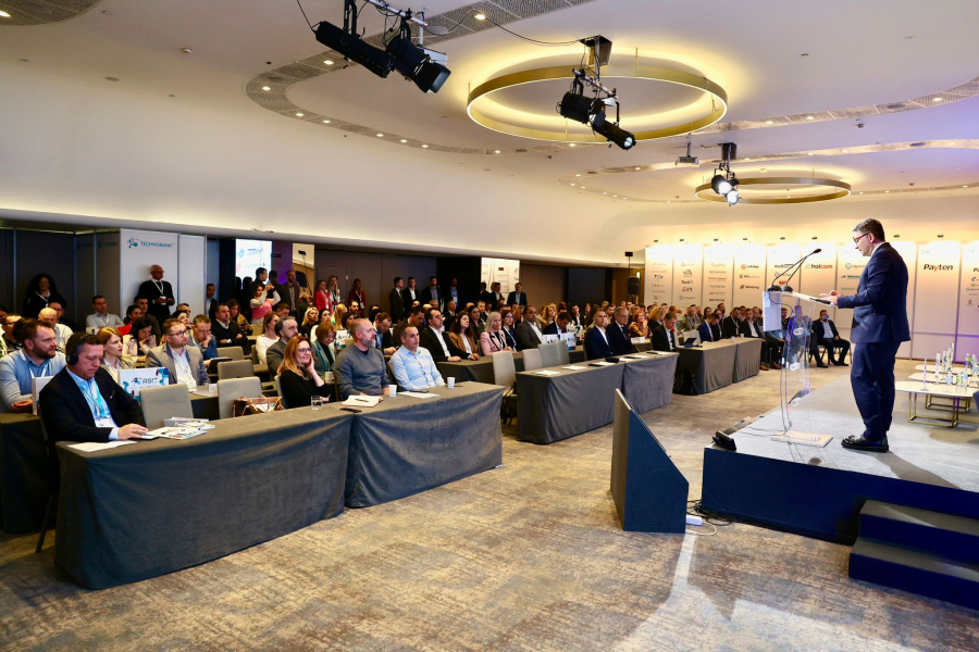 Jovanović otvorio konferenciju „Technobank“