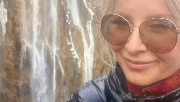 POLICIJSKI INSPEKTOR NE ŠTEDI NI DINARA ZA PEVAČICU Ostavila je kolegu, zaljubila se i dobila nekretninu od 1.269 metara kvadratnih