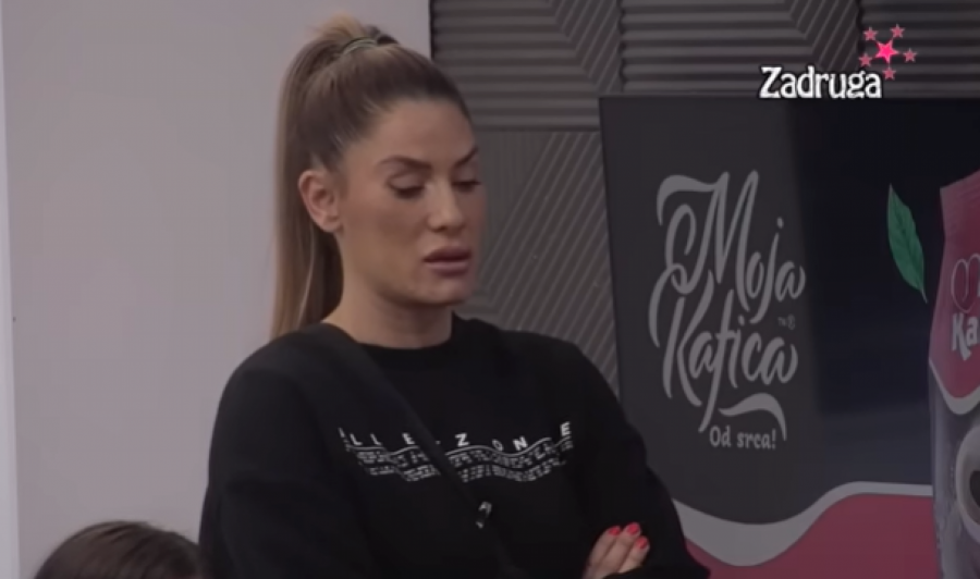 ANA VAN SEBE ZBOG PISMA ZVEZDANOVE MAJKE Ne može da veruje da je bila spremna ovo da joj uradi, zanemela od šoka!