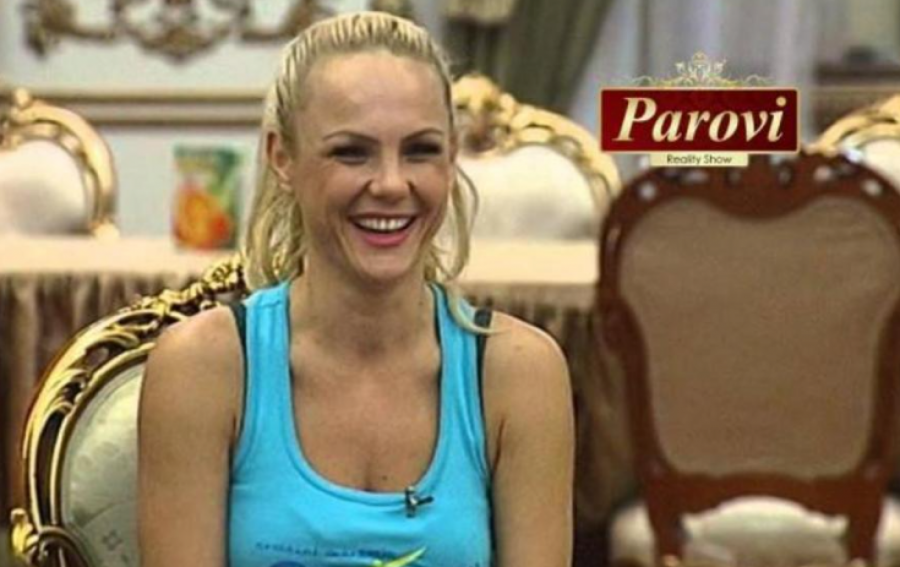 BILA JE U RIJALITIJU, PRETUKLA JELENU GOLUBOVIĆ, A ONDA ODJEDNOM NESTALA Slađu Petrušić danas ne biste prepoznali, ne liči na sebe! (FOTO)