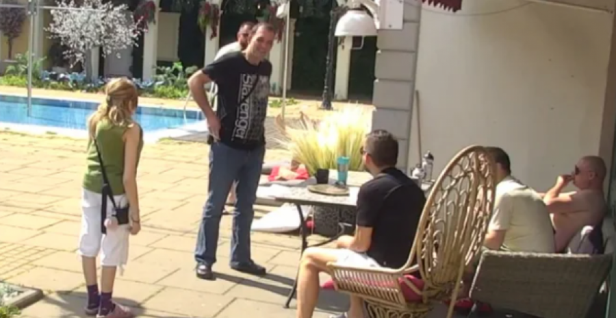 ŽESTOKA SVAĐA DIVNE I MARKA DNK On umalo nasrnuo na nju i pokazao užasnu agresiju, a razlog je bizaran!