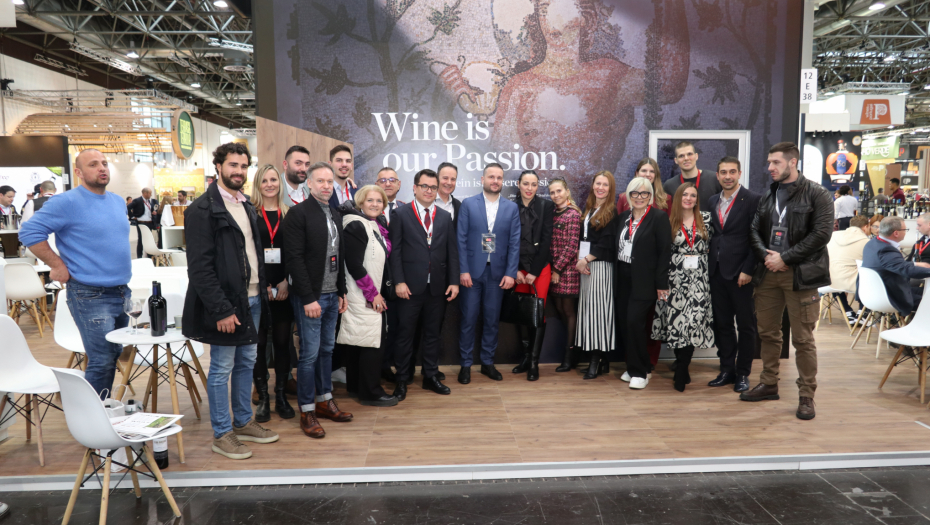 SRPSKA VINA NA SVETSKOM GLASU Više od 200 sastanaka naših vinara na sajmu ProWein u Dizeldorfu