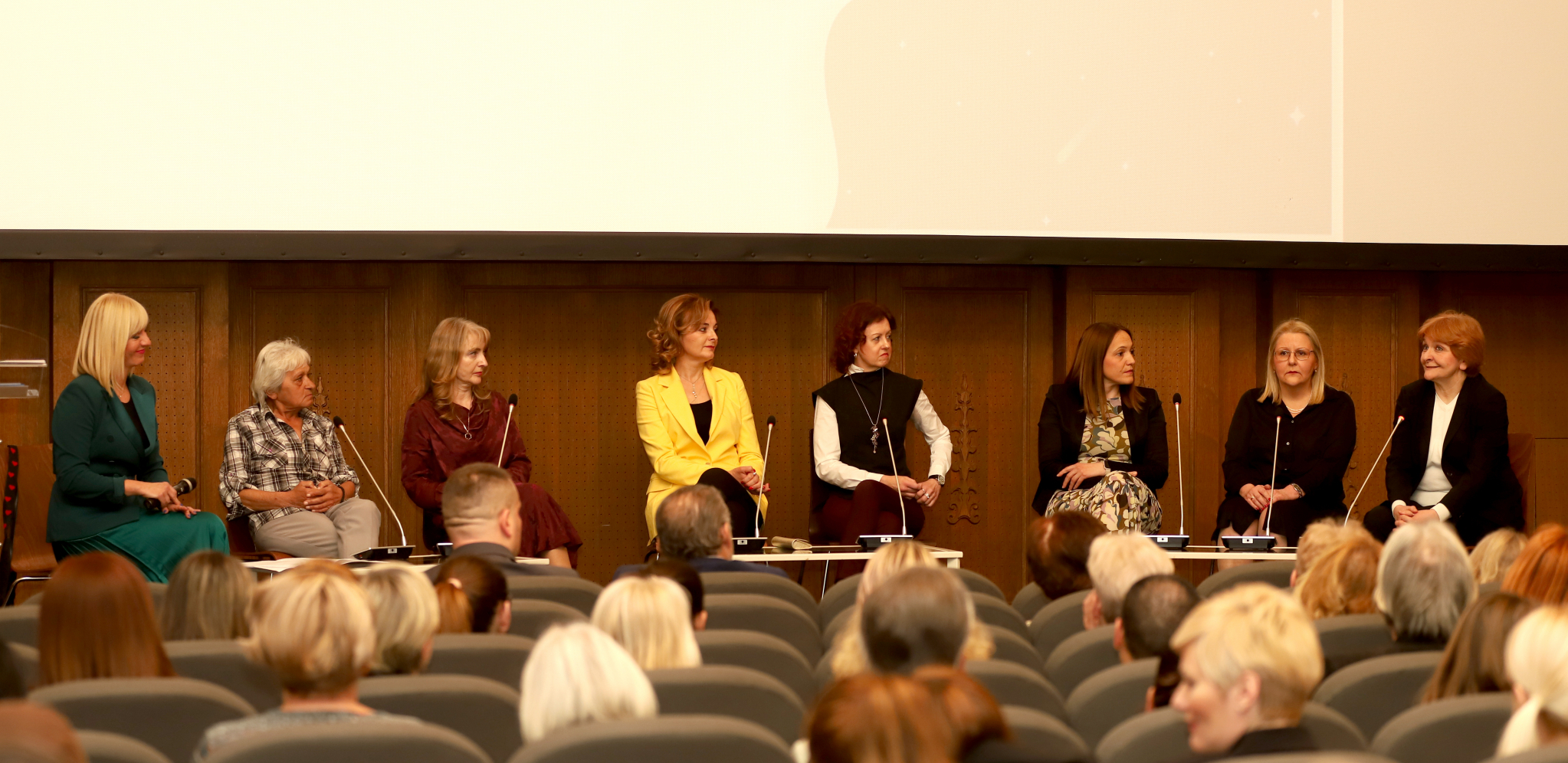 DA U SRBIJI IMAMO BAR JEDAN RAK MANJE  Filmom „kRAK manje" obeležen početak kampanje za borbu protiv raka pluća