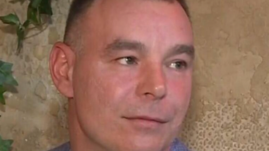 ACA BULIĆ U DRUŠTVU MADONE I NAOMI Danas šeta Anu Ćurčić, a dok je bio u Londonu ovako je živeo