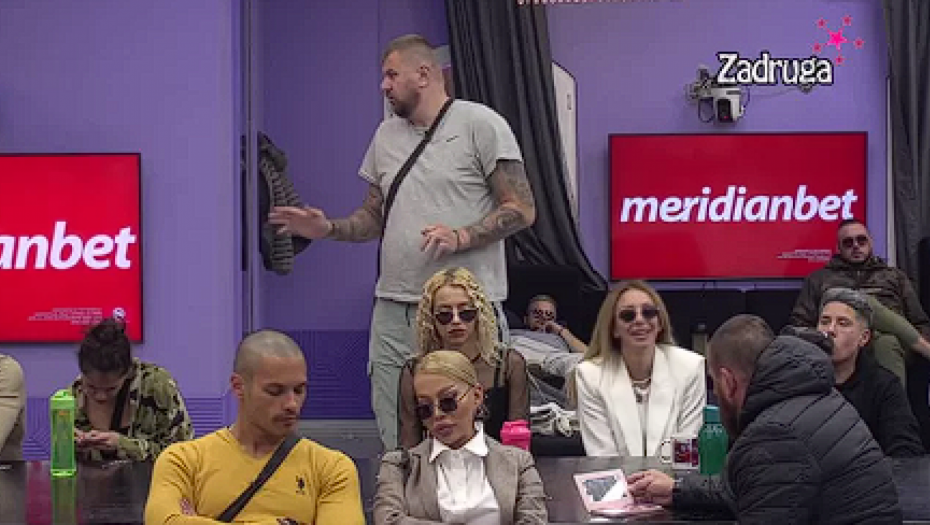 ONI NEMAJU BUDUĆNOST Janjuš brutalno iskren prema Anđeli, rekao joj da nema budućnost sa Zvezdanom van Zadruge