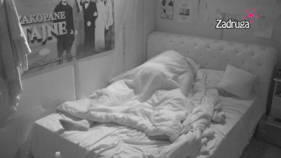 CAR SE OVOG PUTA NIJE POKAZAO Aleksandra uzela sve u svoje ruke pa vrelom akcijom sa Filipm zatresli sobu (VIDEO+18)