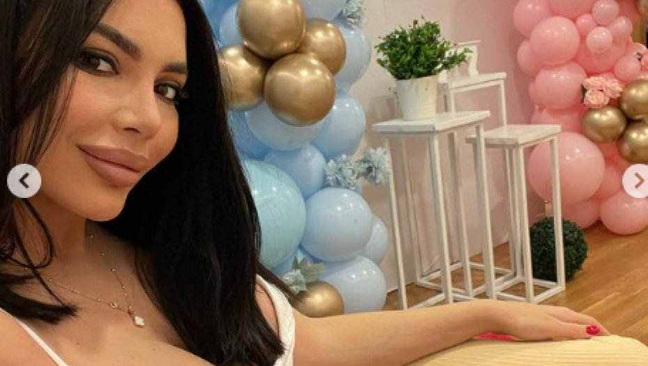 POKAZALA TRUDNIČKI STOMAK Helena Topalović podelila sa pratiocima kako napreduje trudnoća, blista od sreće! (FOTO)