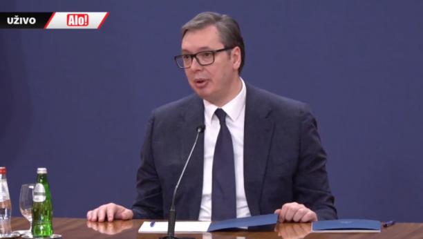 "BESTIĐE! JA SAM KRIV ŠTO NIKO NIJE REAGOVAO" Vučić progovorio o sramnom tekstu Danas-a o bombardovanju RTS-a