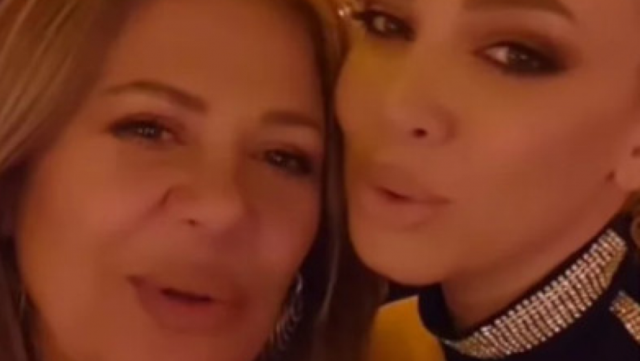 Milica Todorović sa majkom 