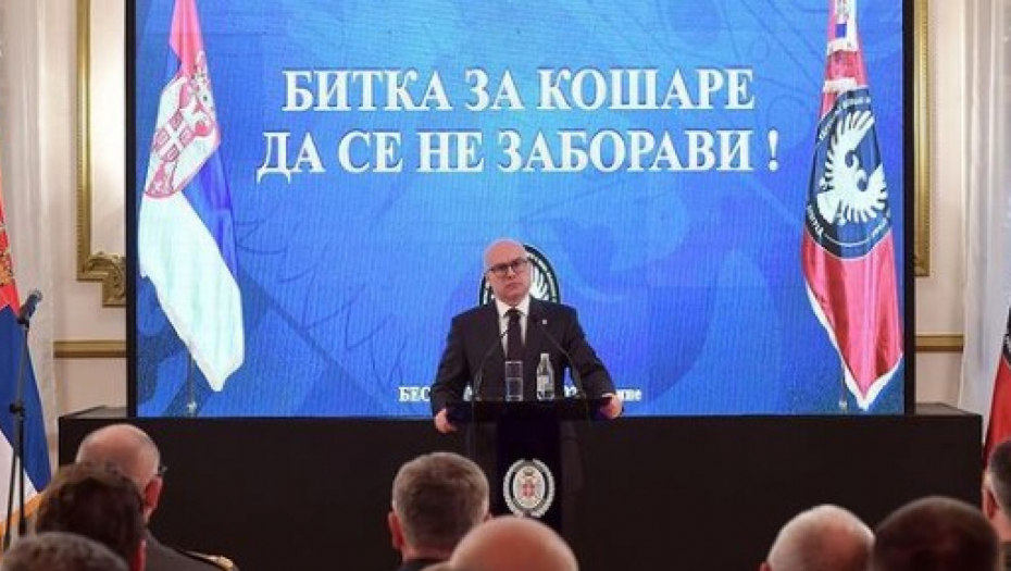 VUČEVIĆ PRISUSTVOVAO OBELEŽAVANJU DANA POČETKA AGRESIJE NA KARAULU “KOŠARE” Evo šta su mu poručili naši heroji