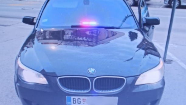 POLICIJA MUNJEVITO REAGOVALA Ovo je BMW oduzet lažnim presretačima: Momentalni zatvor! (FOTO)