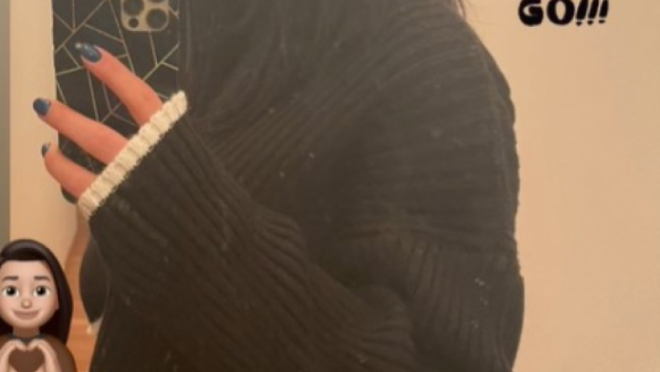 Helena pokazala trudnički stomak 