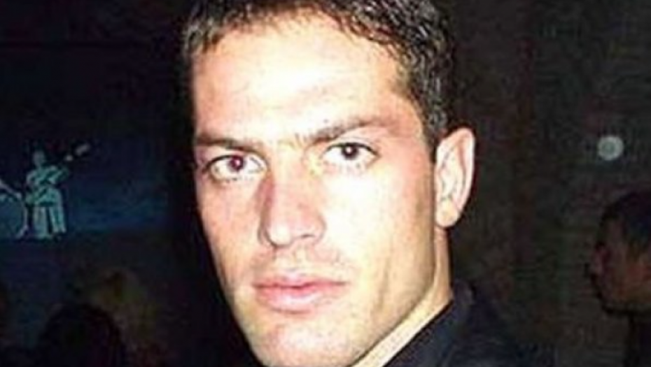 VRTEO JE NAJVEĆE SE*S BOMBE OKO MALOG PRSTA, A DANAS JE NEPREPOZNATLJIV Evo kako izgleda i čime se danas bavi Petar Kapisoda, šokiraćete se! (FOTO)