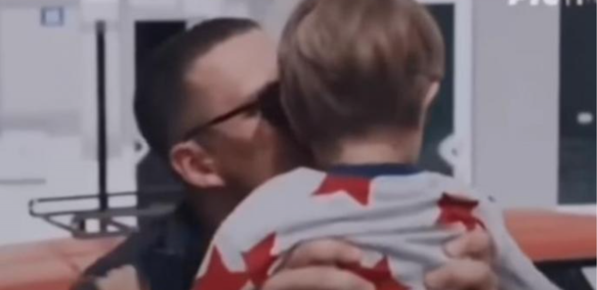 EVO KO JE ZAPRAVO MARAŠEV SIN Mali Luka koji glumi u "Južnom vetru" sin je naše poznate glumice, gledali smo je u kultnim serijama!