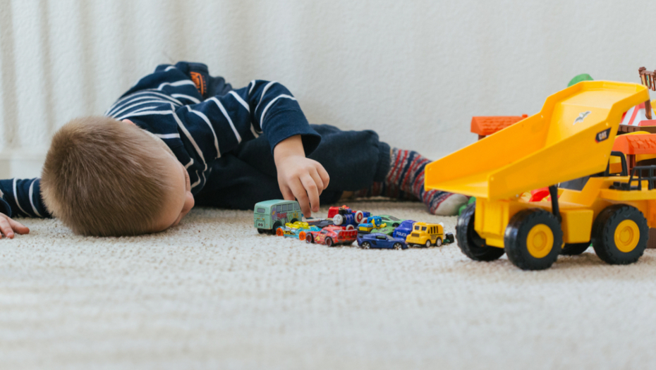 DEČAK(1) SE PREDOZIRAO I UMRO U VRTIĆU Ispod prostirke na kojoj je spavao pronađena opasna droga