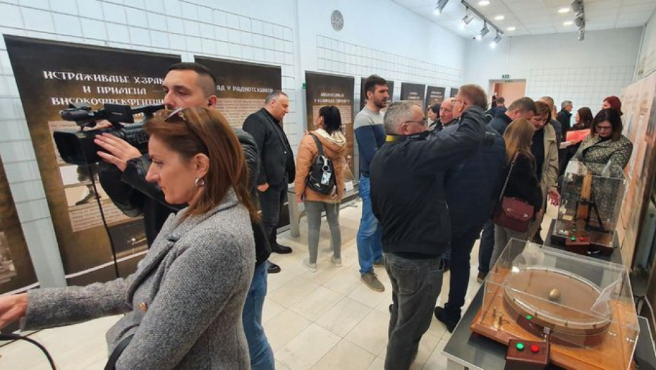 Muzej 'Nikole Tesle' organizuje izložbe po celoj Srbiji uz slogan 'KULTURA MORA BITI DOSTUPNA SVIMA'! Otvorena postavka u Priboju!