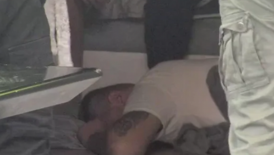 SUKOBIO SE S CAREM PA ZAVRŠIO NA PODU Janjuš slomio kuk