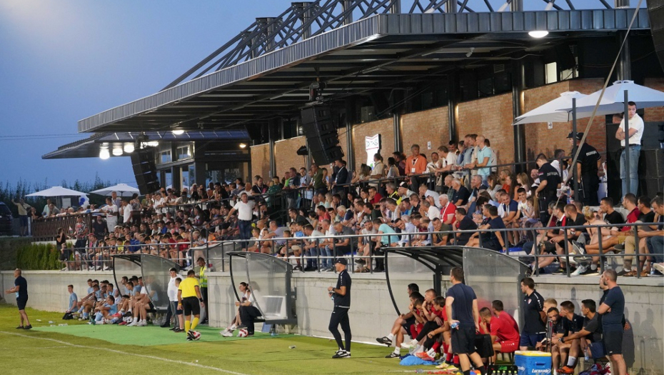 REFLEKTORI, A MRAK Pljušte kazne Šumadincima zbog propusta: Oduzeta četiri boda