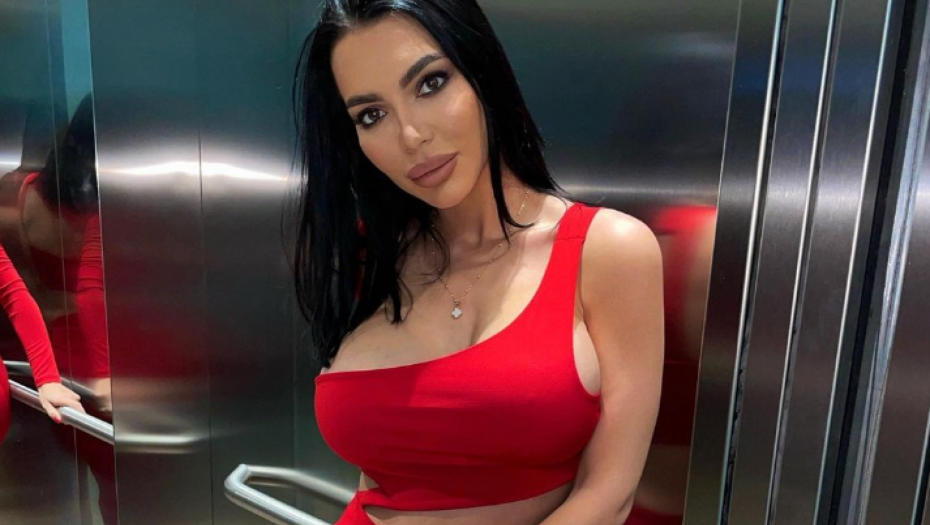 ŠTA SE DEŠAVA SA TRUDNOM HELENOM TOPALOVIĆ?! Njeno poslednje izdanje razbesnelo javnost, a jedna stvar posebno brine! (FOTO)