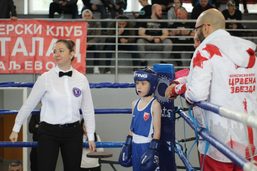 NOVI USPEH Zvezdini bokseri iz Valjeva doneli osam medalja