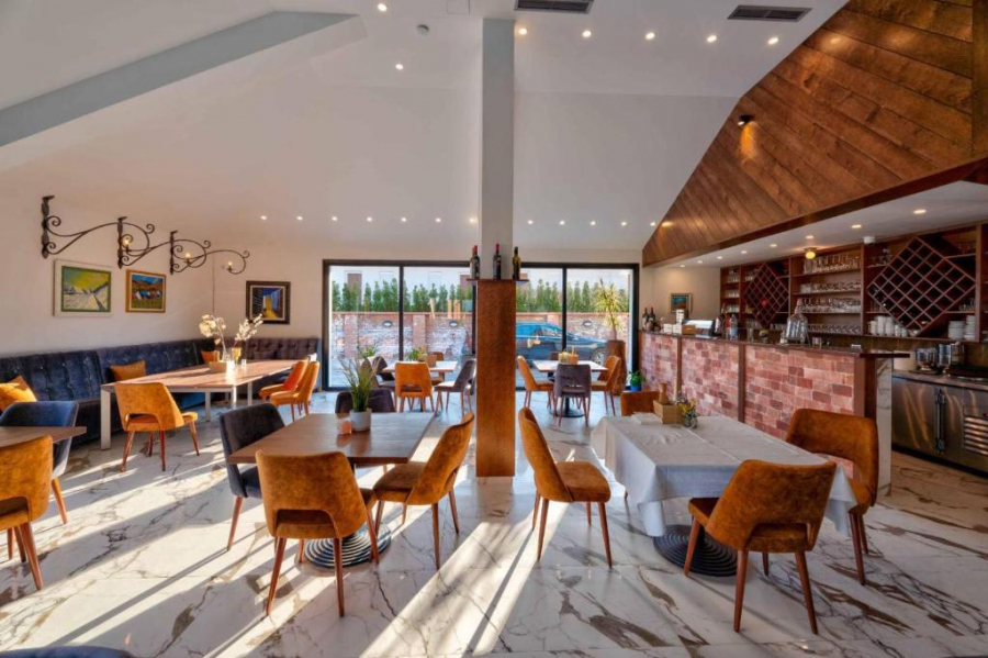 OSETITE ČARI PROLEĆA U SRPSKOJ TOSKANI! PRISTUPAČNE CENE I ODMOR ZA SVA ČULA!