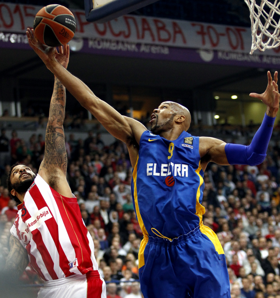 TEŠKA ŽIVOTNA PRIČA AMERIČKOG MAĐIONIČARA Mučili ga u kraju, operisao tumor na srcu, pa postao ljubimac 