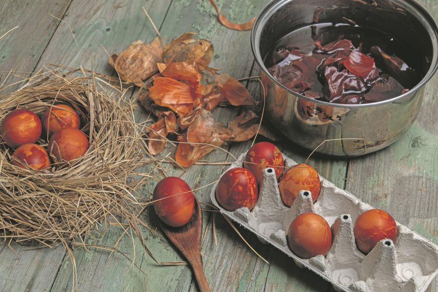 DILEMA KOJA TRAJE VEKOVIMA: Da li jaja treba farbati na Veliki četvrtak ili Veliki petak?