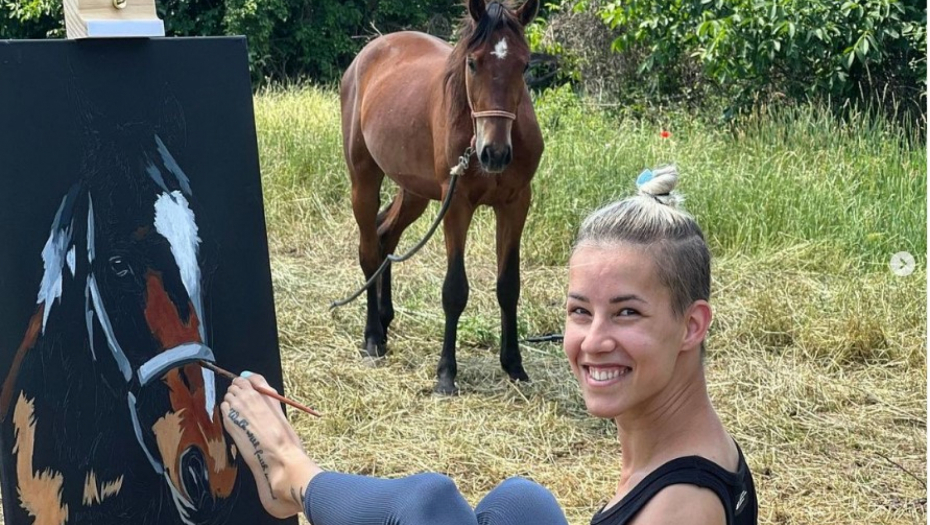 Majka je čudo - Dejani Backo je bog oduzeo ruke, ali joj je dao krila, pa je spremno dočekala bebu: Brinula sam samo da Lara bude zdrava!