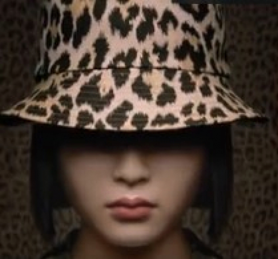 DIOR OPET IZAZVAO RASNI SKANDAL Navrzli se na Kineze, pod pritiskom javnost fotografija „kosooke“ žene izbrisana