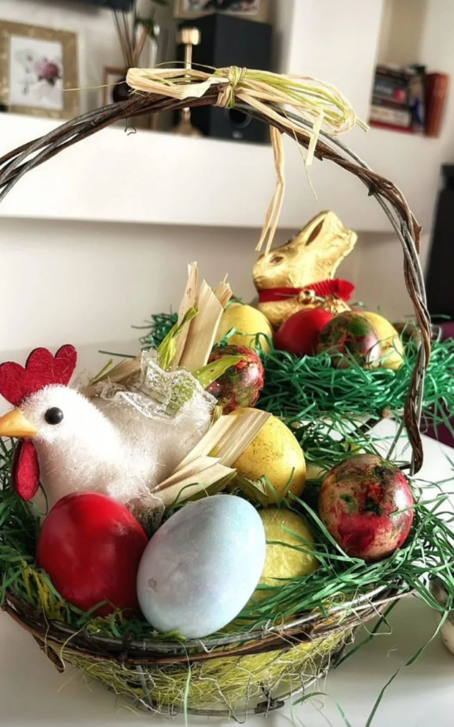 VELIKI PETAK U DOMOVIMA ESTRADNJAKA Da poznate ličnosti poštuju svaki praznik i ulepšavaju domove raznim dekoracijama (FOTO)