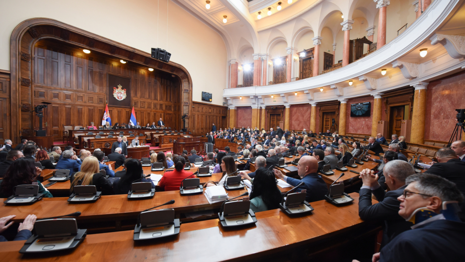 OVO SU POZNATI SPORTISTI I UMETNICI KOJI IMAJU POSLANIČKI MANDAT: Uskoro se očekuje nastavak konstitutivne sednice, opet će u klupe