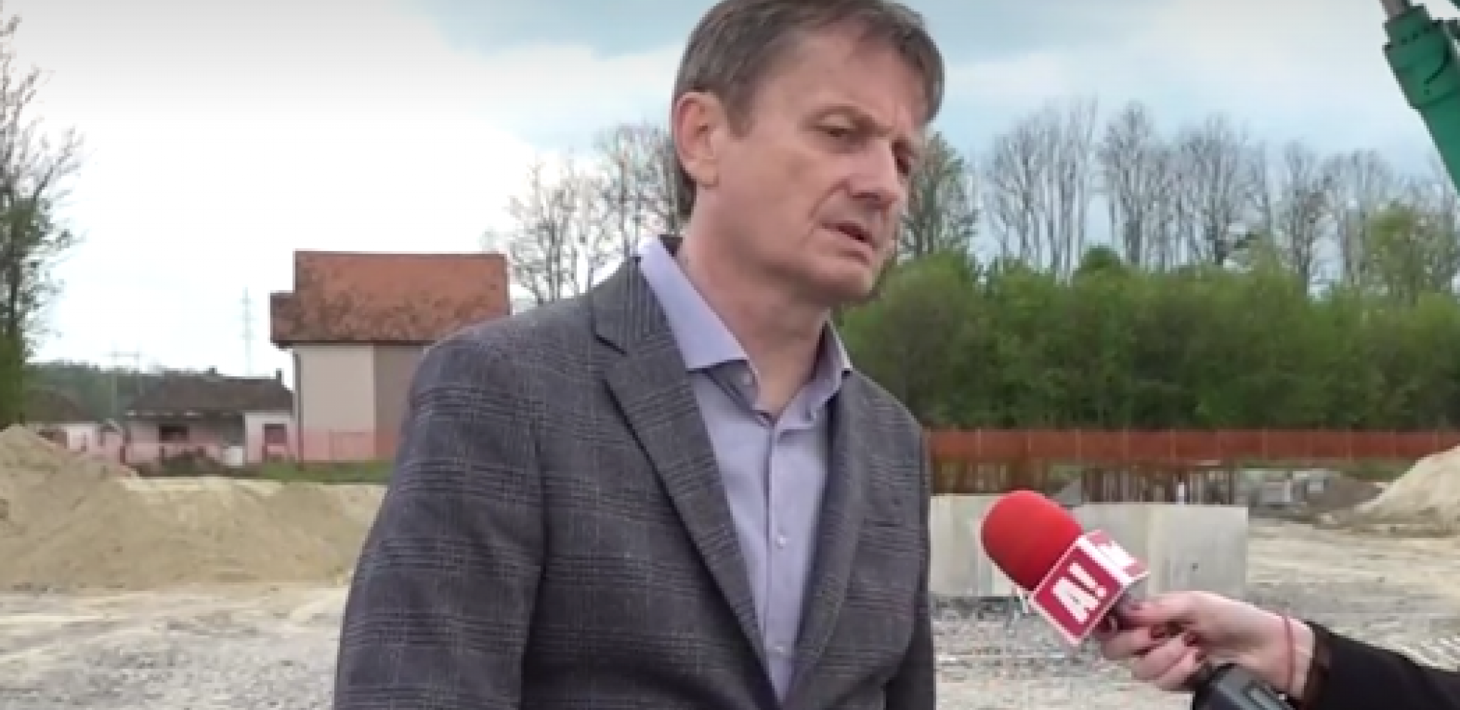 UB DOBIJA PRVI TRŽNI CENTAR Darko Glišić položio kamen temeljac ritejl parka "NOVA" (VIDEO)