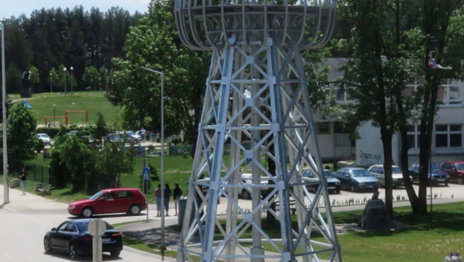 UHAPŠEN NEVESINJAC, PUCAO NA DVE OSOBE Policija mu oduzela oružje i 30 metaka