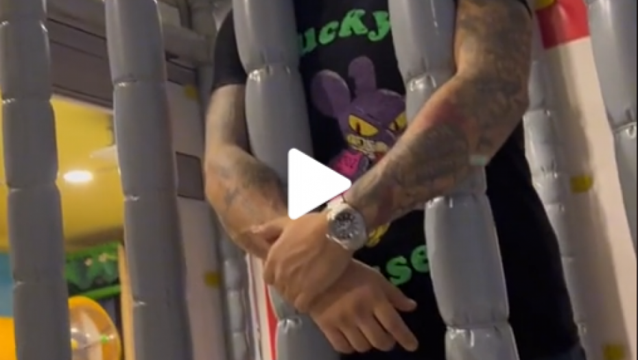 Darko Lazić u "zatvoru"