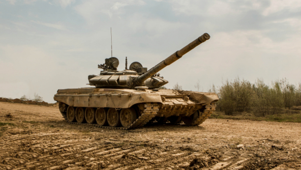 NEMAČKI TENKOVI OSTAJU U BLATU T-80BVM superiorniji od "leoparda"