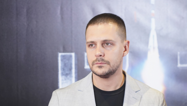 JEDAN OD GLUMACA MILOŠ BIKOVIĆ  Premijera filma 
