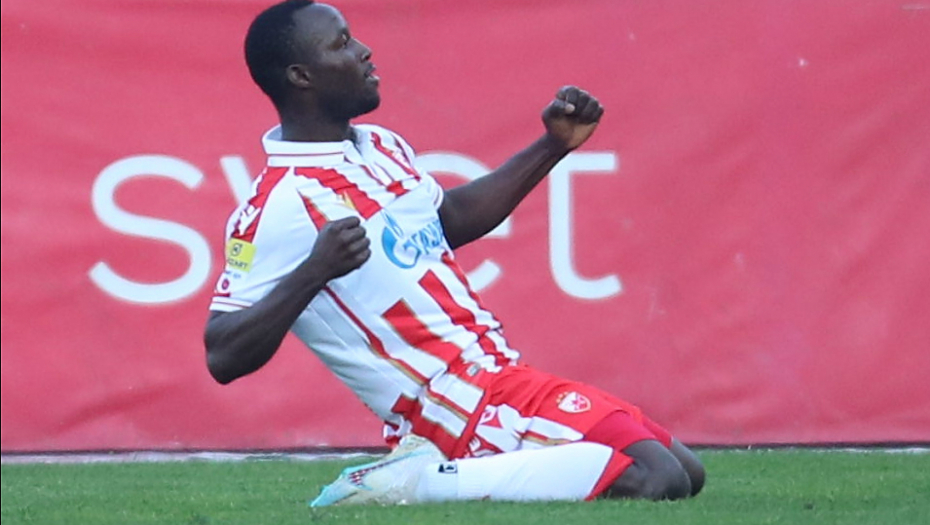 HLADAN TUŠ ZA GOSTE Pogledajte sjajan gol Bukarija (VIDEO)