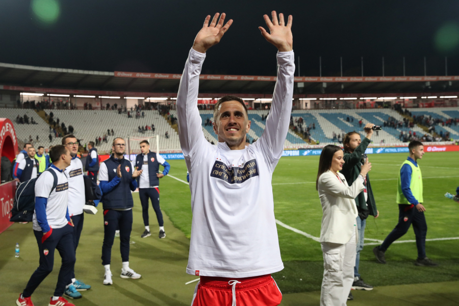 ZVEZDA JE NOVI-STARI ŠAMPION, ALI ŽELE JOŠ Crveno-beli šestom uzastopnom titulom oborili brojne rekorde, na meti i Real Madrid